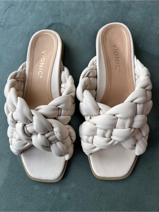 Vionic Shoes - Vionic Braided Slide Mules in Off-White